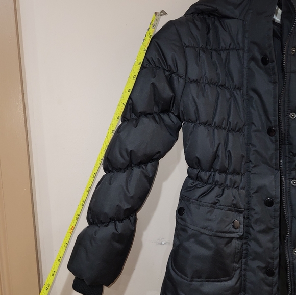 Girls winter coat. Size 6. Color Black ⚫️.  Company Arctic Pole. For 6 year girl - Picture 8 of 8